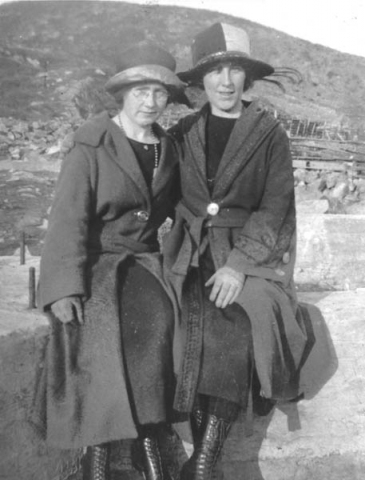 096: l-r Lena Reddy, later known as Sr. Anita, and Anne (Carroll) Dunphy. (circa 1918-1922)  [courtesy of Mary (Dunphy) Lamb]  - Lena daughter of James Reddy &amp;amp; Mary Anne Murphy; Anne daughter of Patrick Carroll &amp;amp; Mary Byrne